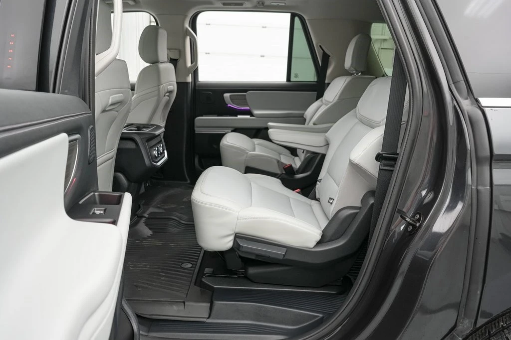 2025 Ford Expedition 5th Gen - Image 21 of 21
