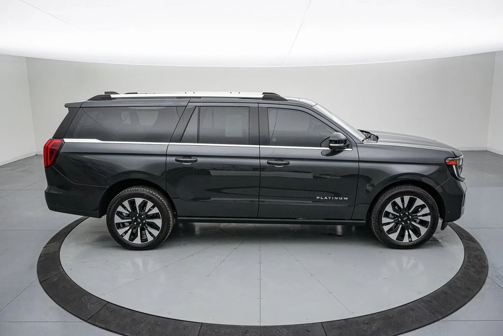 2025 Ford Expedition 5th Gen - Image 4 of 21