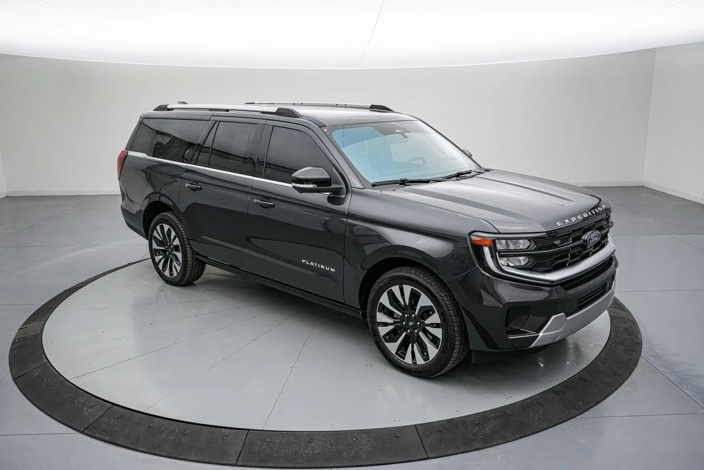 2025 Ford Expedition 5th Gen - Image 2 of 21