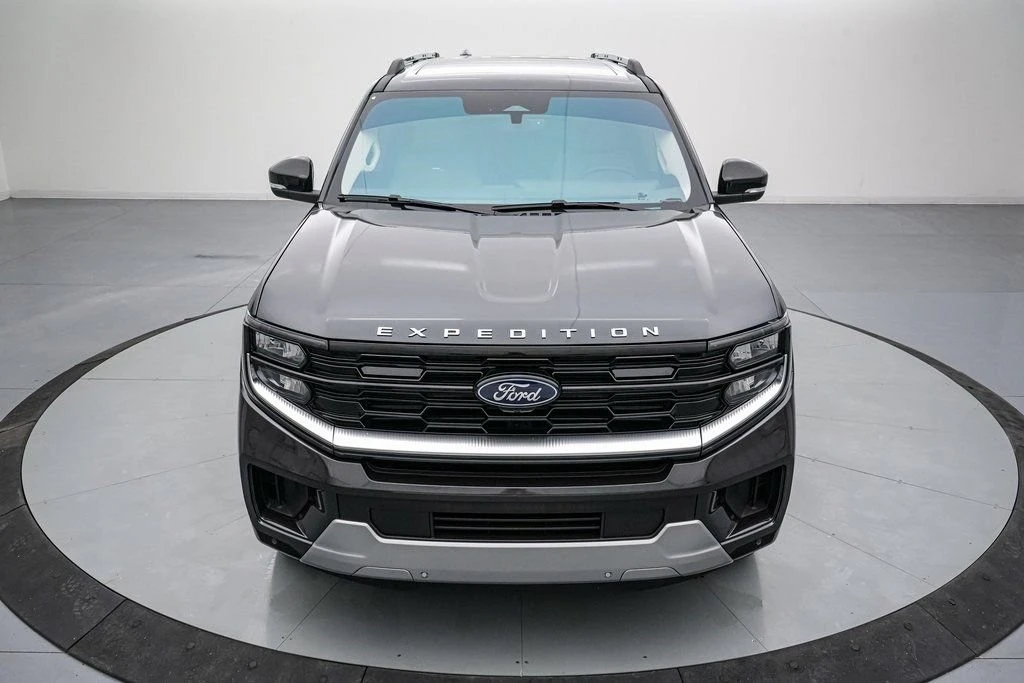 2025 Ford Expedition 5th Gen - Image 11 of 21