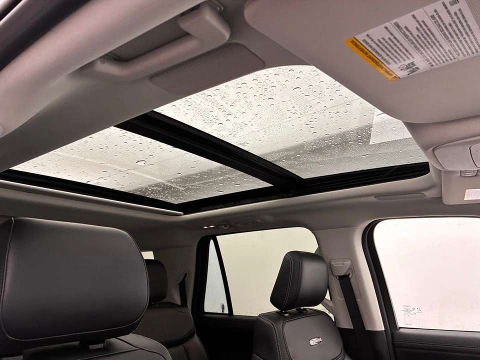 2025 Ford Expedition 5th Gen - Image 4 of 12