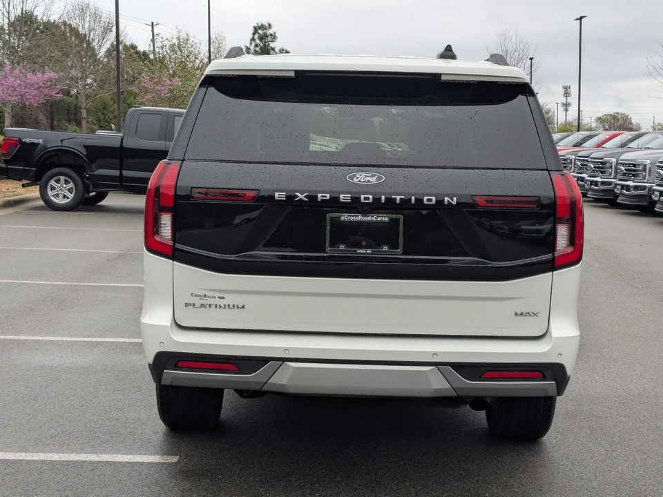 2025 Ford Expedition 5th Gen - Image 5 of 21