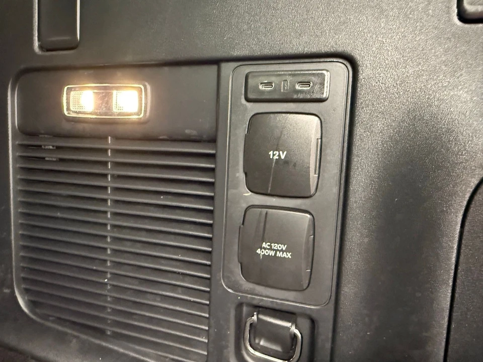 2025 Ford Expedition 5th Gen - Image 13 of 21
