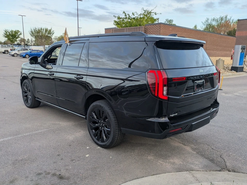 2025 Ford Expedition 5th Gen - Image 6 of 21
