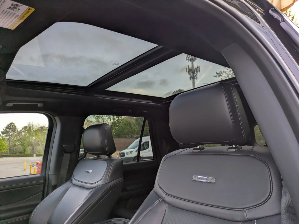 2025 Ford Expedition 5th Gen - Image 24 of 31