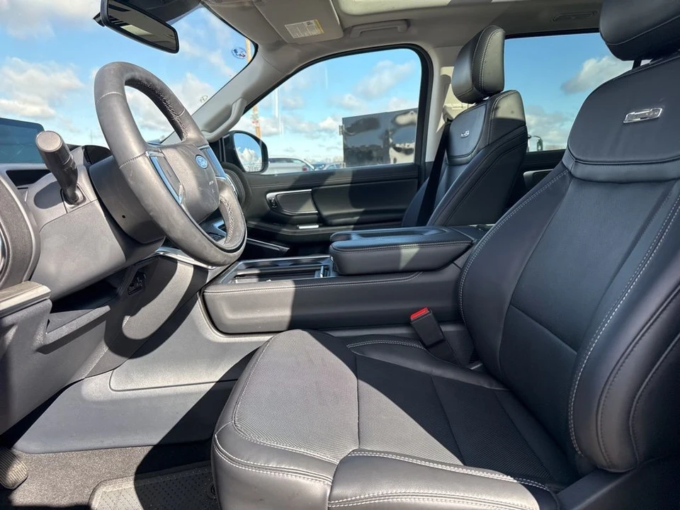 2025 Ford Expedition 5th Gen - Image 5 of 8