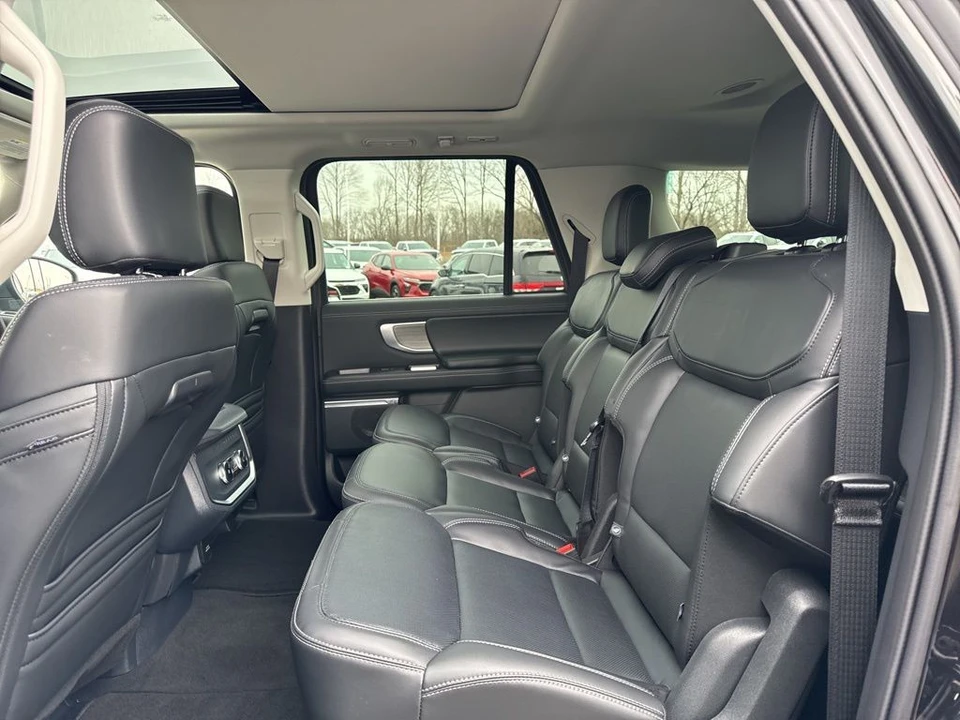 2025 Ford Expedition 5th Gen - Image 12 of 12