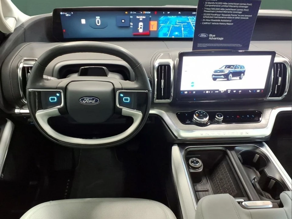 2025 Ford Expedition 5th Gen - Image 7 of 21
