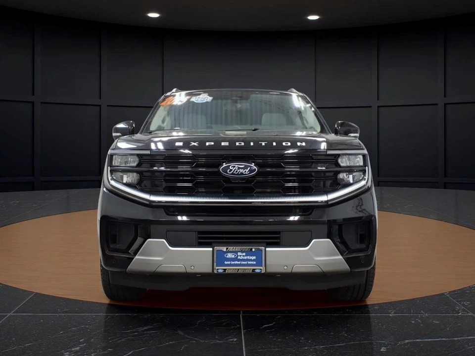 2025 Ford Expedition 5th Gen - Image 2 of 21