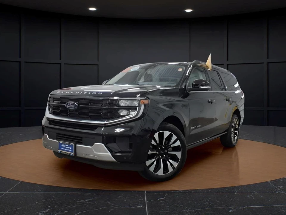 2025 Ford Expedition 5th Gen - Image 3 of 21