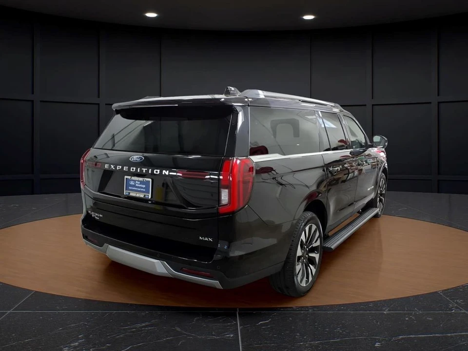 2025 Ford Expedition 5th Gen - Image 6 of 21