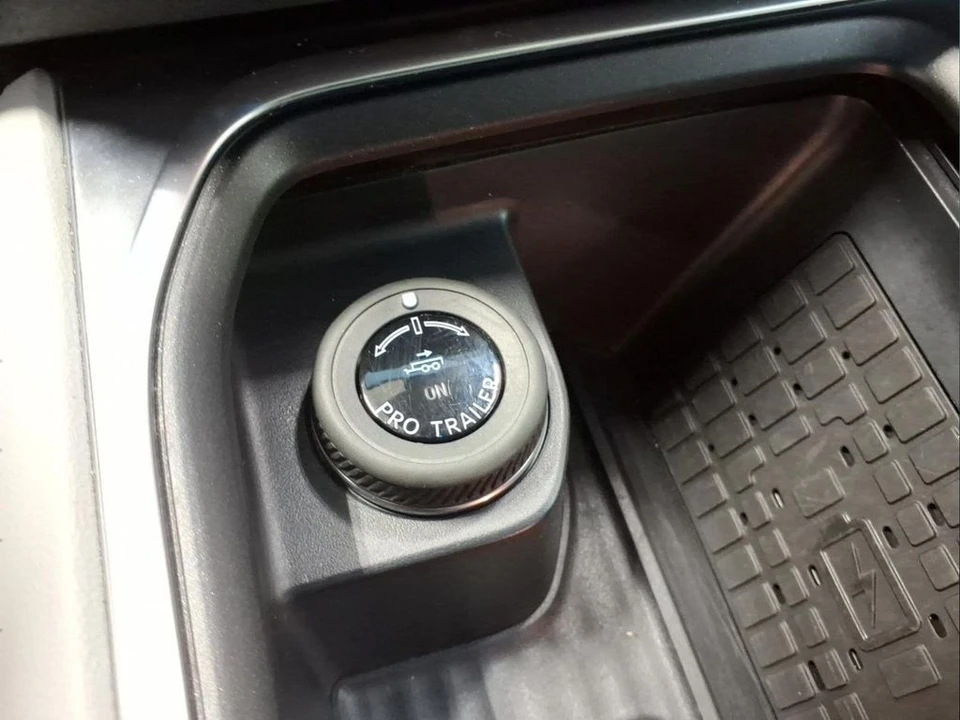 2025 Ford Expedition 5th Gen - Image 11 of 21