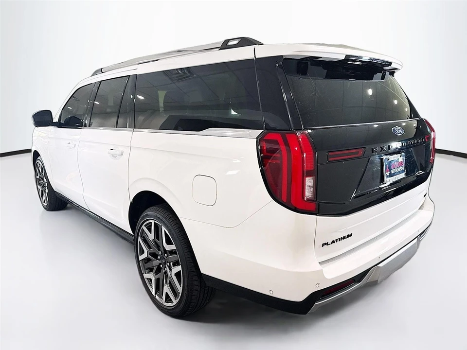 2025 Ford Expedition 5th Gen - Image 3 of 17