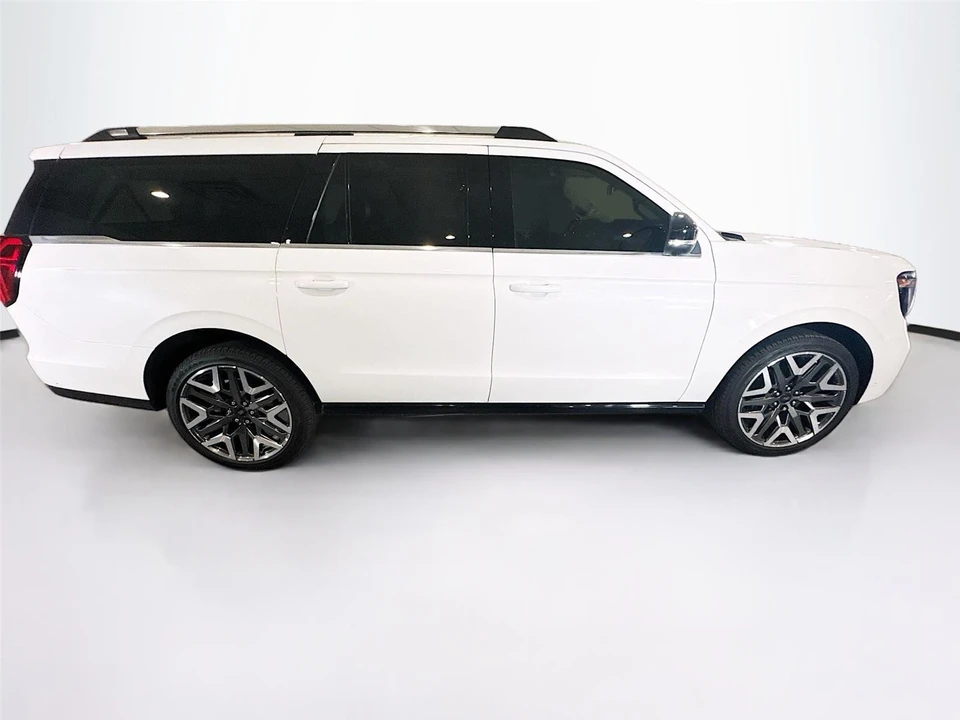 2025 Ford Expedition 5th Gen - Image 6 of 17
