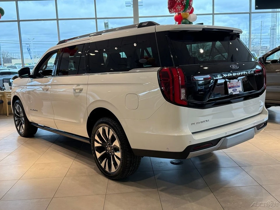 2025 Ford Expedition 5th Gen - Image 3 of 12
