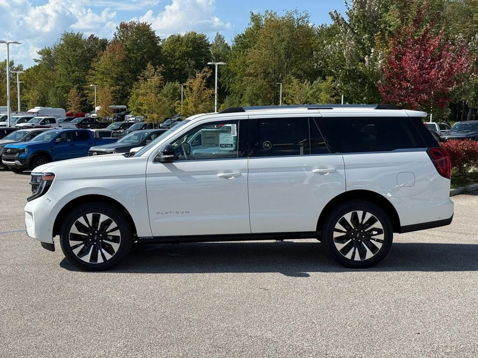 2025 Ford Expedition 5th Gen - Image 2 of 12