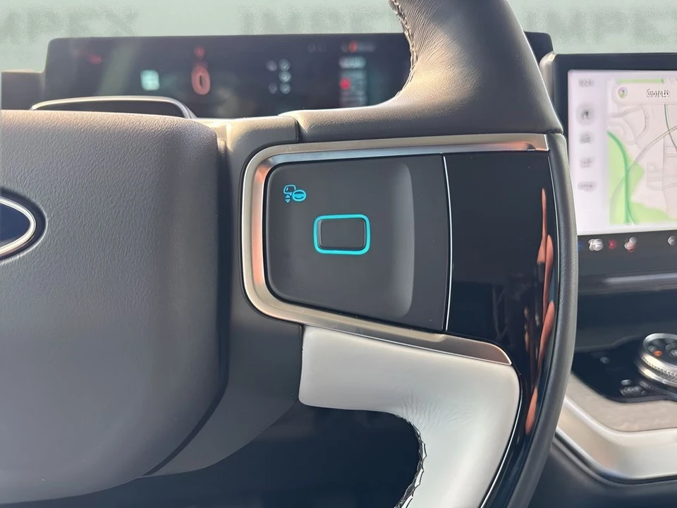 2025 Ford Expedition 5th Gen - Image 17 of 21