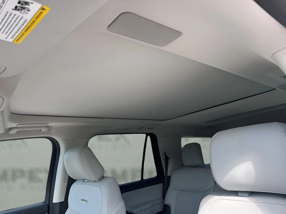 2025 Ford Expedition 5th Gen - Image 11 of 21