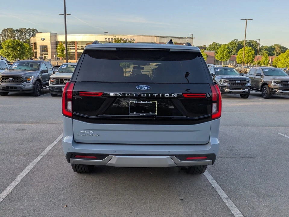 2025 Ford Expedition 5th Gen - Image 5 of 21