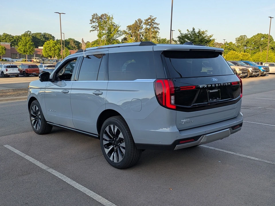 2025 Ford Expedition 5th Gen - Image 6 of 21