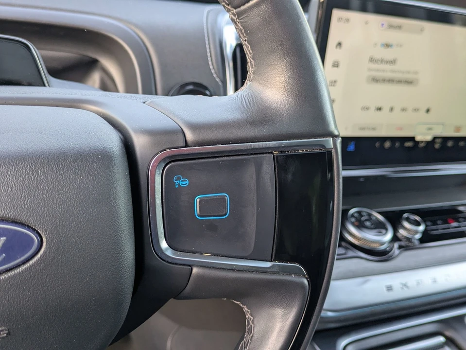 2025 Ford Expedition 5th Gen - Image 19 of 21