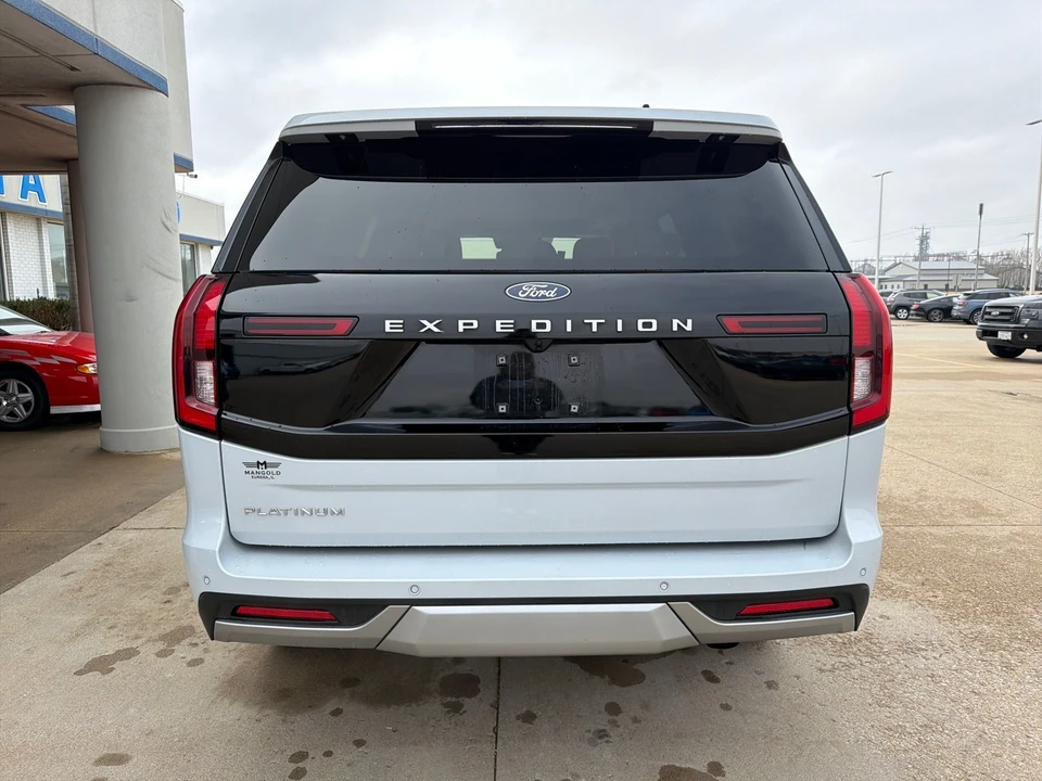 2025 Ford Expedition 5th Gen - Image 7 of 31