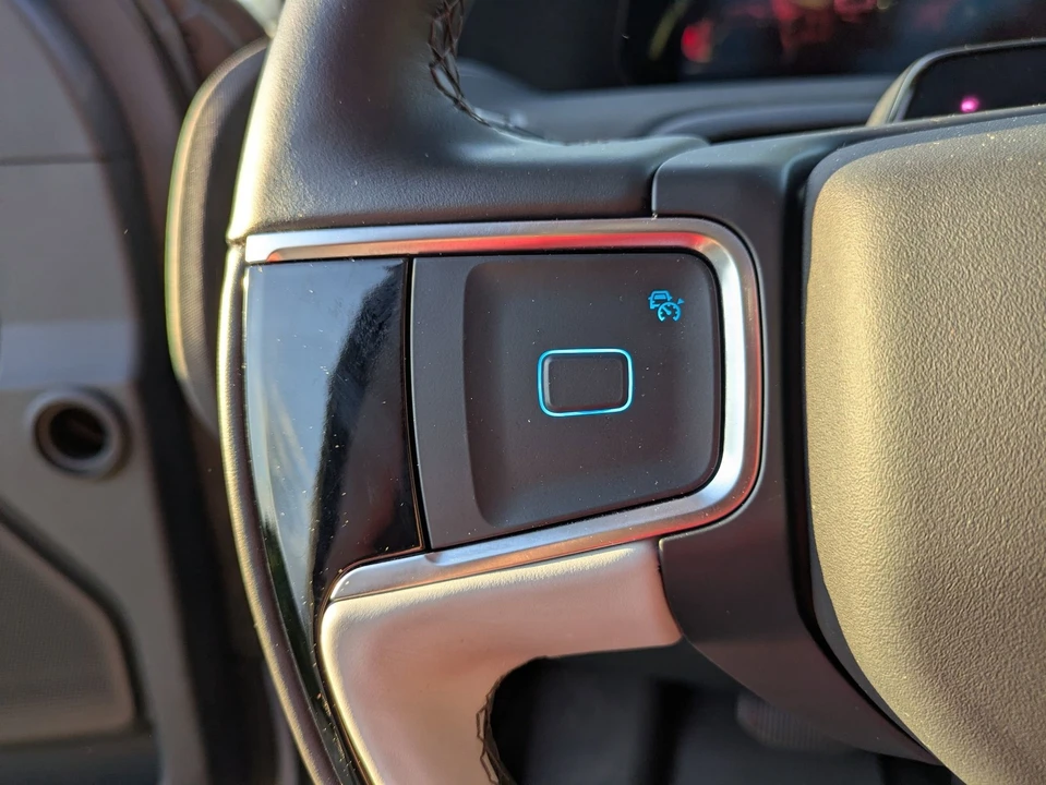 2025 Ford Expedition 5th Gen - Image 18 of 21