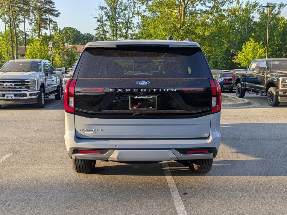 2025 Ford Expedition 5th Gen - Image 5 of 21