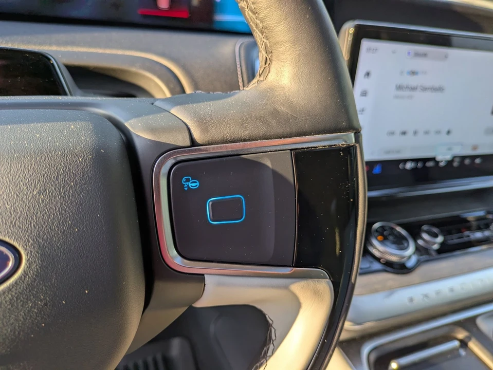 2025 Ford Expedition 5th Gen - Image 19 of 21