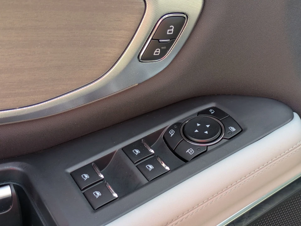 2025 Ford Expedition 5th Gen - Image 13 of 21