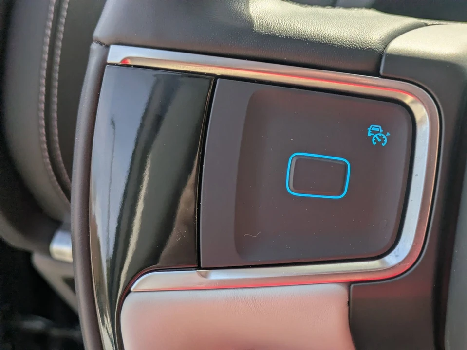 2025 Ford Expedition 5th Gen - Image 19 of 21