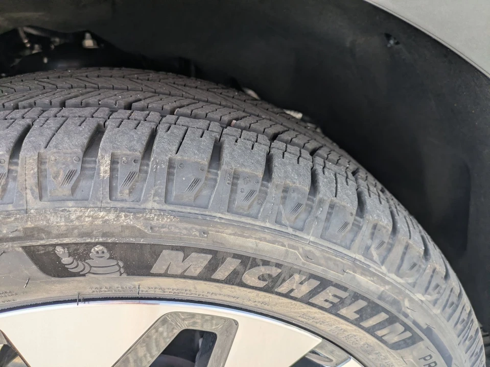 2025 Ford Expedition 5th Gen - Image 11 of 21