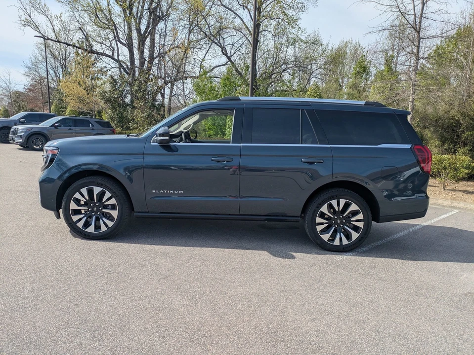 2025 Ford Expedition 5th Gen - Image 7 of 21