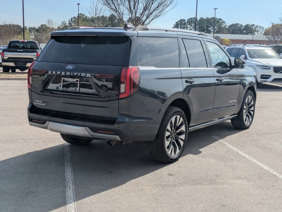 2025 Ford Expedition 5th Gen - Image 4 of 21
