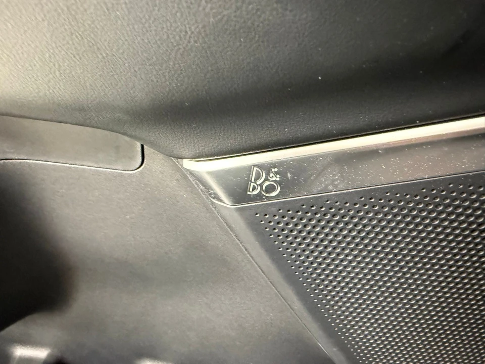 2025 Ford Expedition 5th Gen - Image 14 of 21