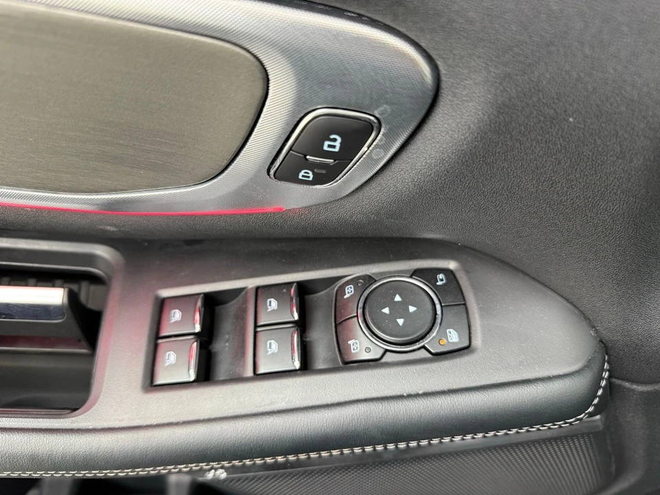 2025 Ford Expedition 5th Gen - Image 13 of 21