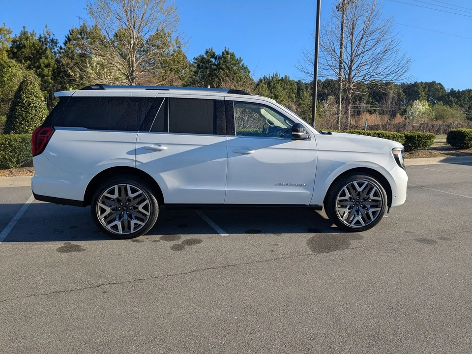 2025 Ford Expedition 5th Gen - Image 3 of 21