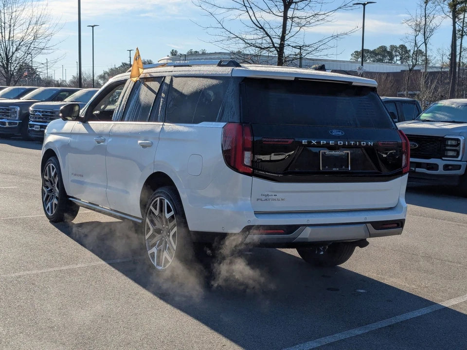 2025 Ford Expedition 5th Gen - Image 6 of 21