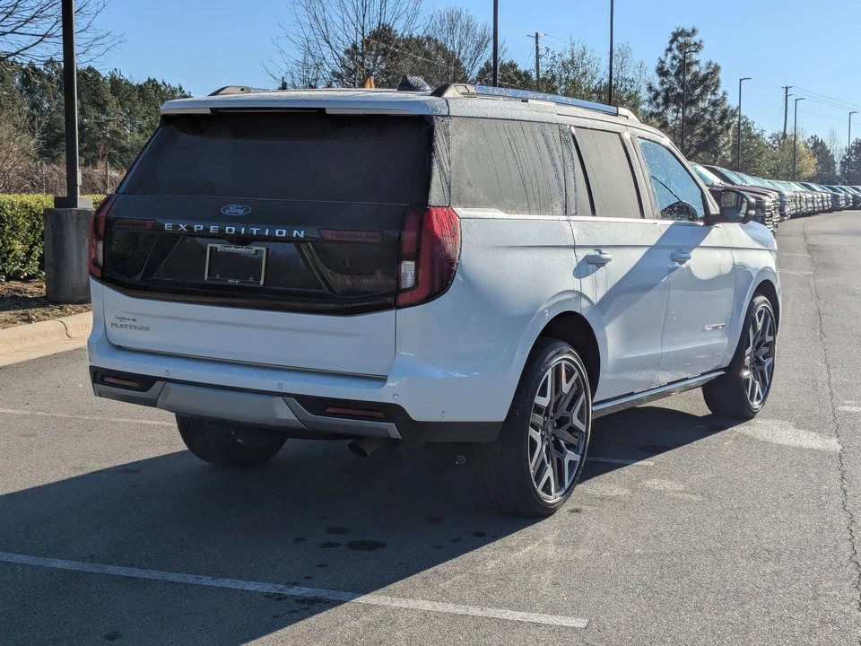 2025 Ford Expedition 5th Gen - Image 4 of 21