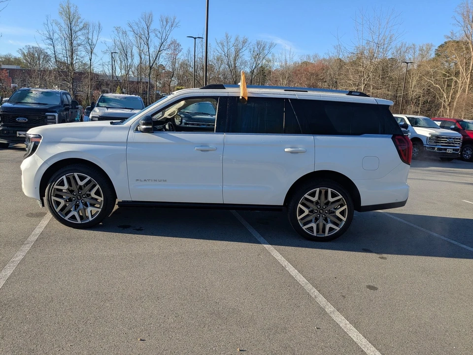 2025 Ford Expedition 5th Gen - Image 7 of 21
