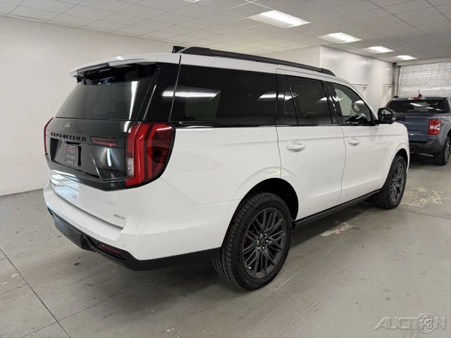 2025 Ford Expedition 5th Gen - Image 5 of 12
