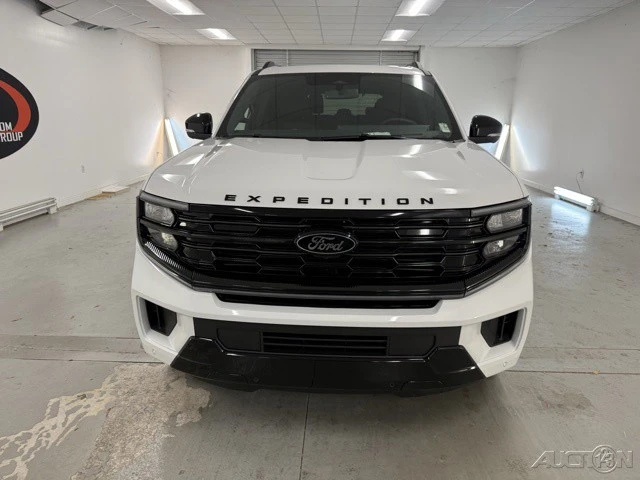 2025 Ford Expedition 5th Gen - Image 2 of 12