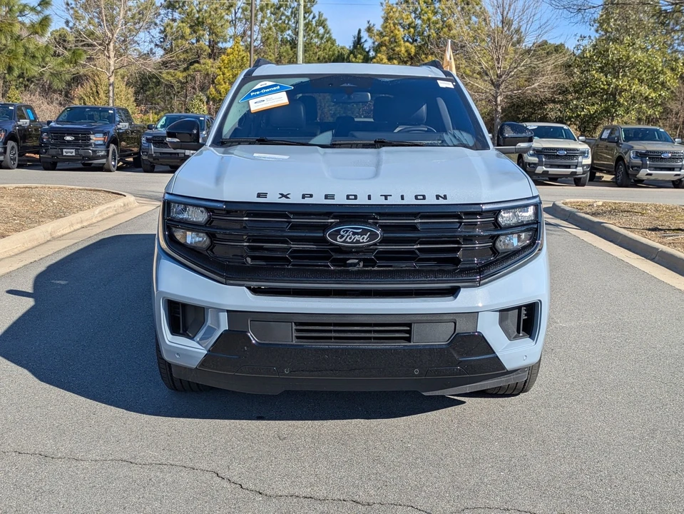 2025 Ford Expedition 5th Gen - Image 9 of 21