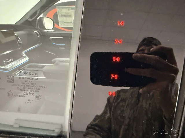 2025 Ford Expedition 5th Gen - Image 9 of 12