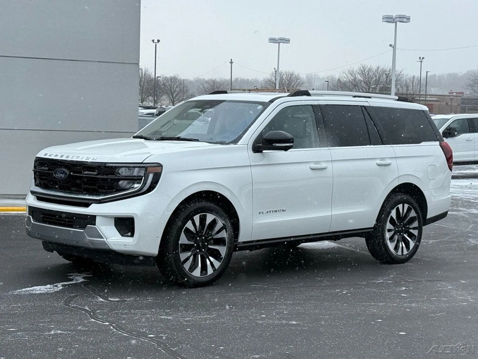 2025 Ford Expedition 5th Gen - Image 7 of 12