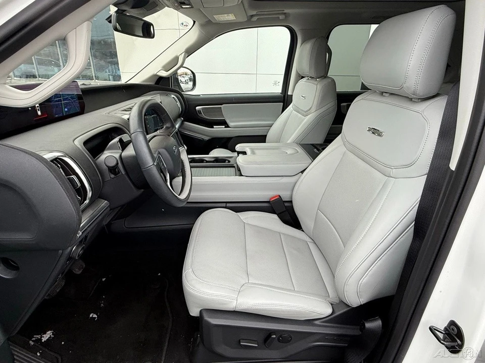 2025 Ford Expedition 5th Gen - Image 12 of 12