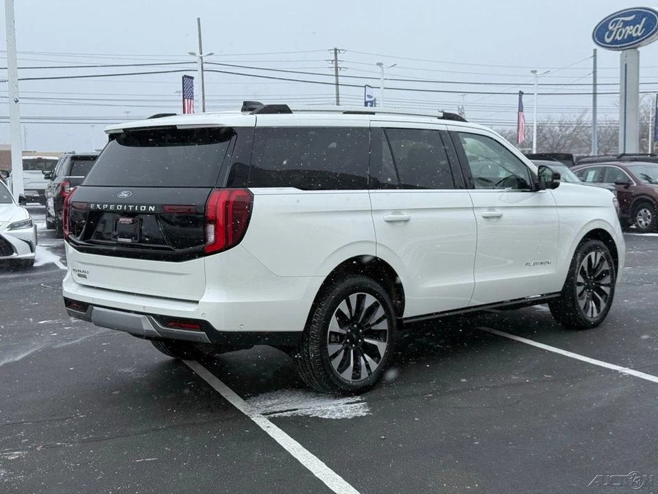 2025 Ford Expedition 5th Gen - Image 3 of 12