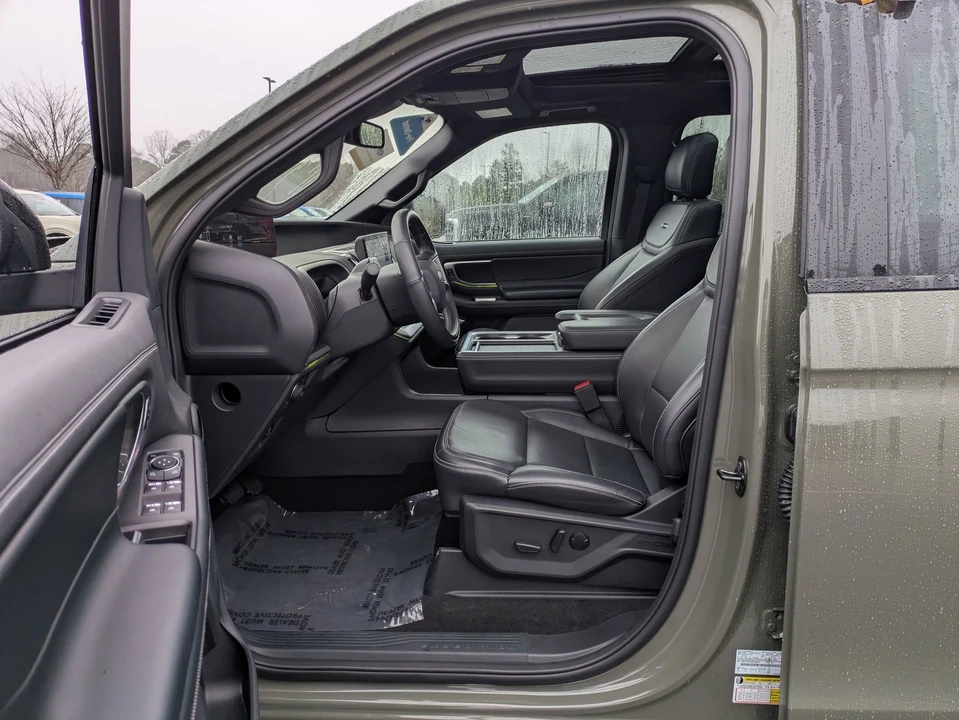 2025 Ford Expedition 5th Gen - Image 12 of 12