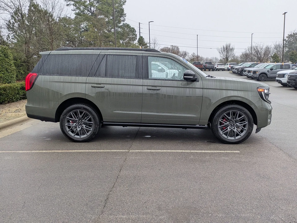 2025 Ford Expedition 5th Gen - Image 3 of 12