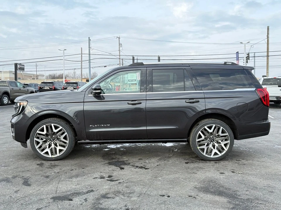 2025 Ford Expedition 5th Gen - Image 2 of 12